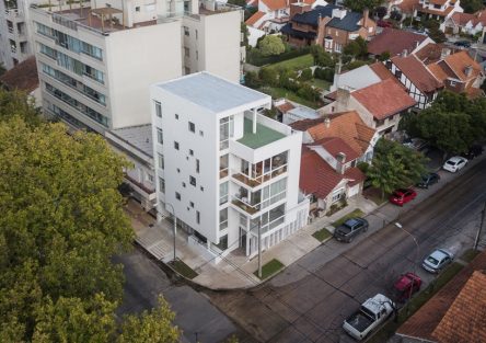 Edificio TRESCASAS, 1° Premio Obra Construída CAPBA. 2016